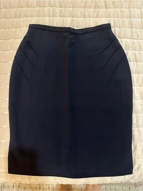 Authentic Silk Vintage Valentino Boutique pencil skirt from the 1990 size 6